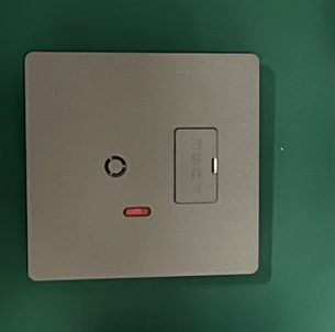 Outlet K8 with Fuse Latif Series Loox
